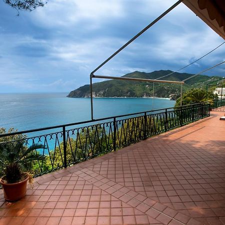 080 - La Villa Storica Il Vigneto 45B, Terrazza Sul Mare - Parcheggio Privato Gratis Moneglia Exterior foto